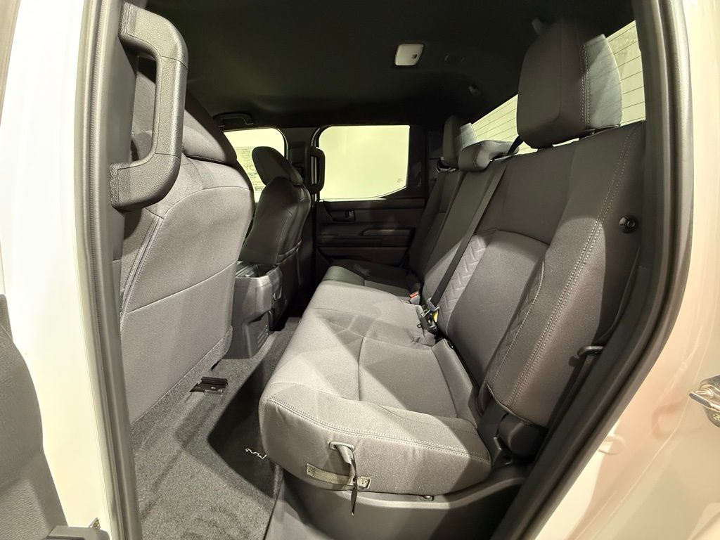 2025 Toyota Tacoma SR5 17