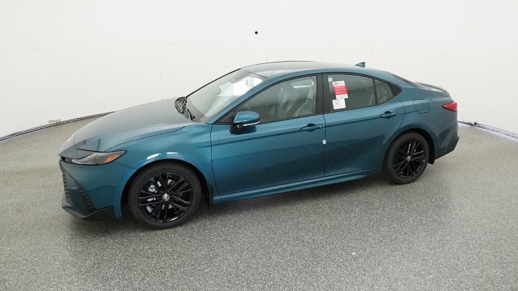 2025 Toyota Camry SE 14