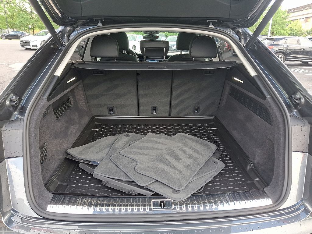 2024 Audi Q8 Prestige 29