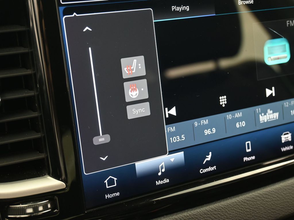 Used 2023 Bright White Clearcoat Chrysler Touring L image 24