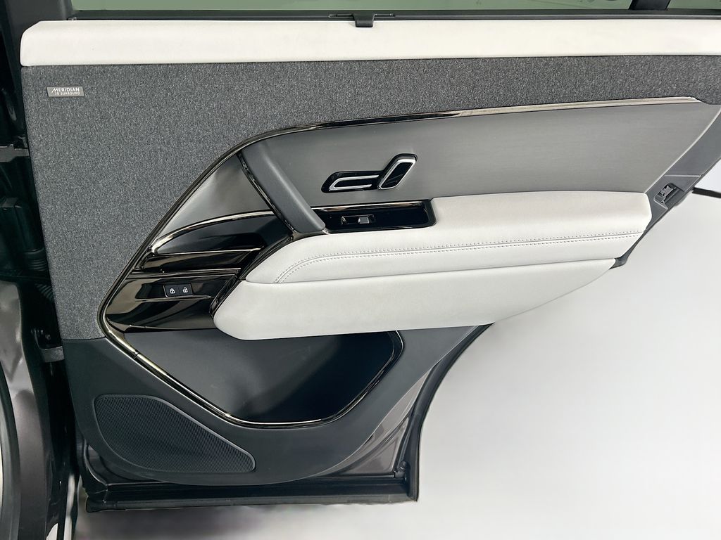 Thumbnail: 2025 Land Rover Range Rover Sport - 26