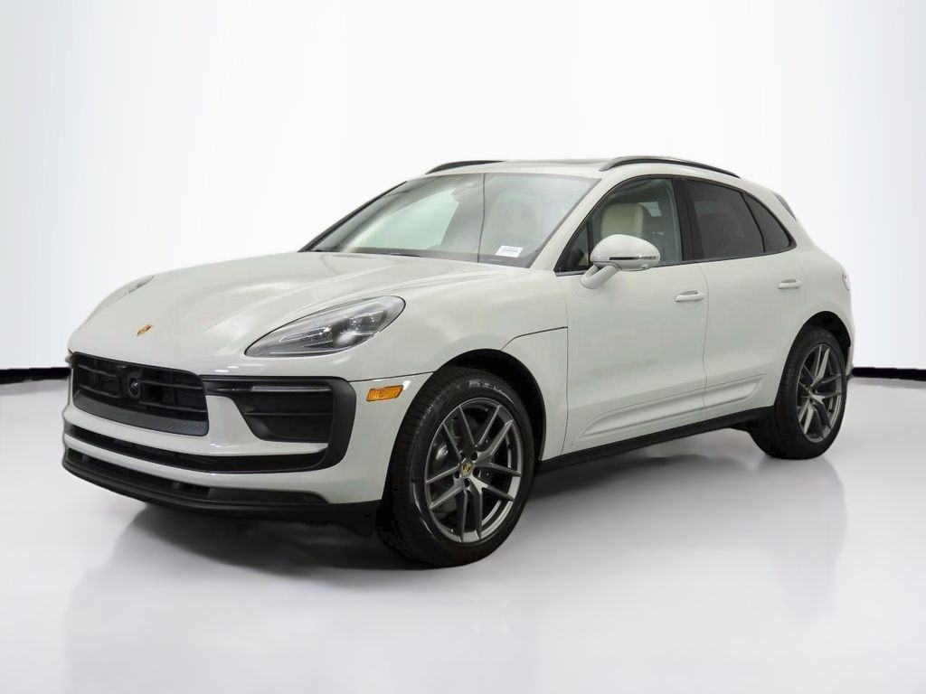 Thumbnail: 2025 Porsche Macan - 1