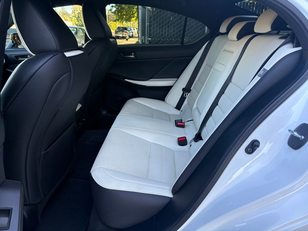 2021 Lexus IS 350 F SPORT