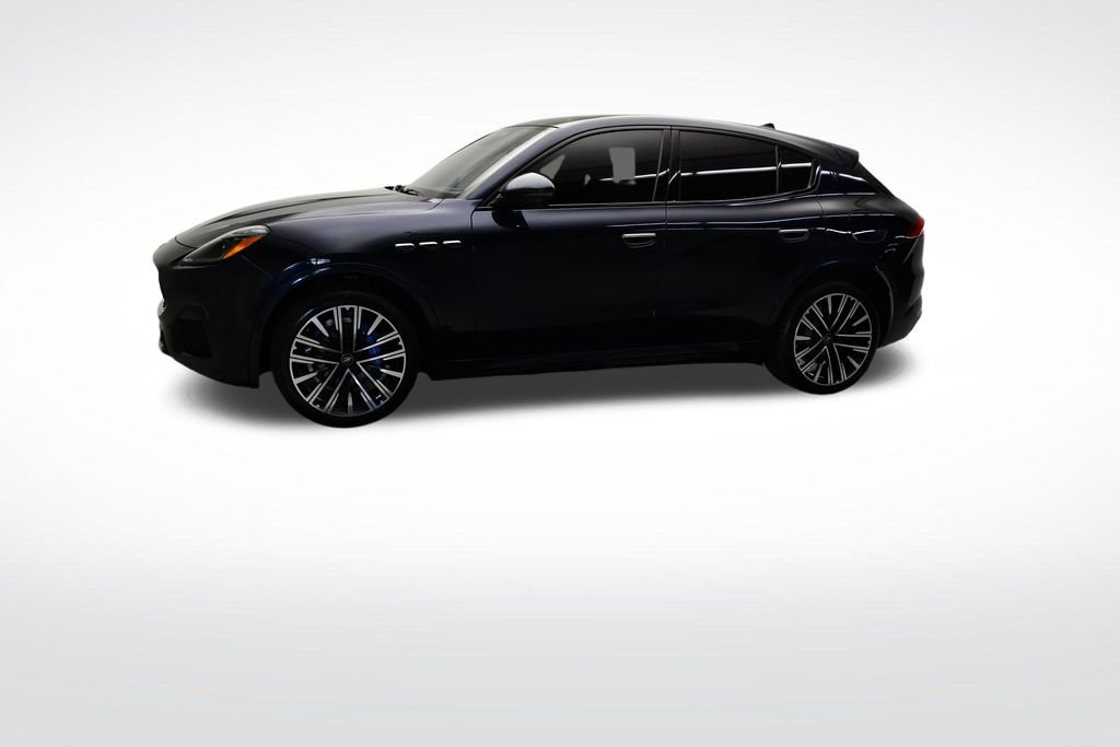 Thumbnail: 2023 Maserati Grecale - 2