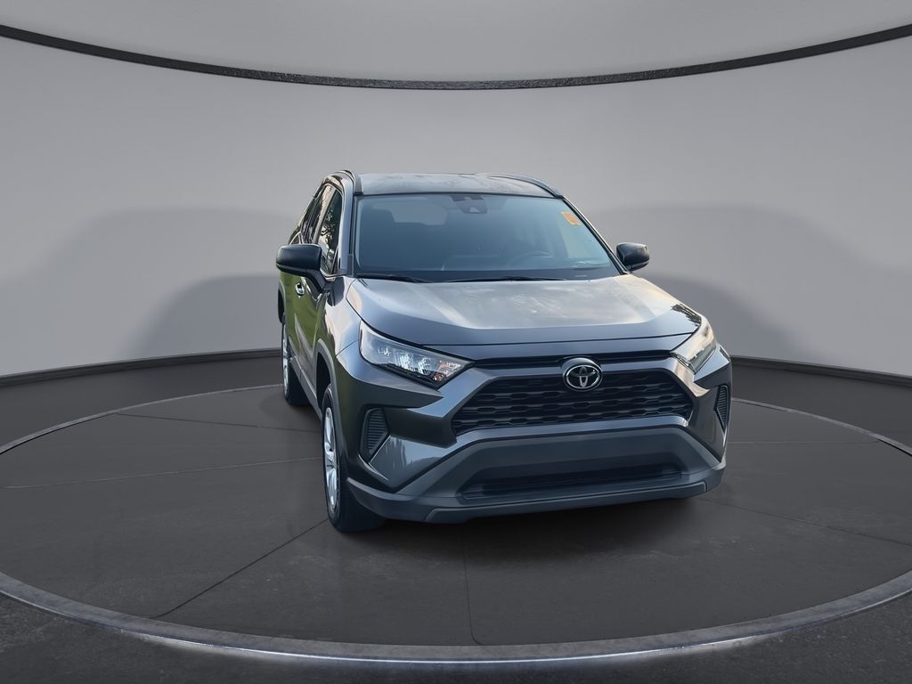 Thumbnail: 2021 Toyota RAV4 - 3