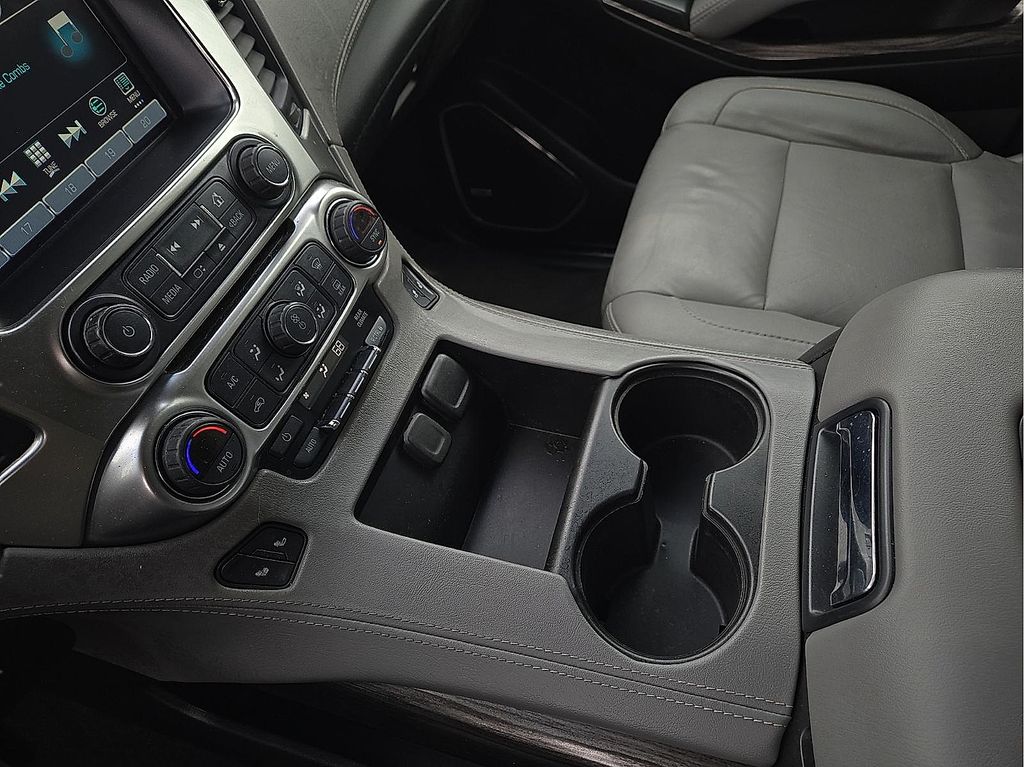 Used 2020 Chevrolet Suburban For Sale in Farmington, AR