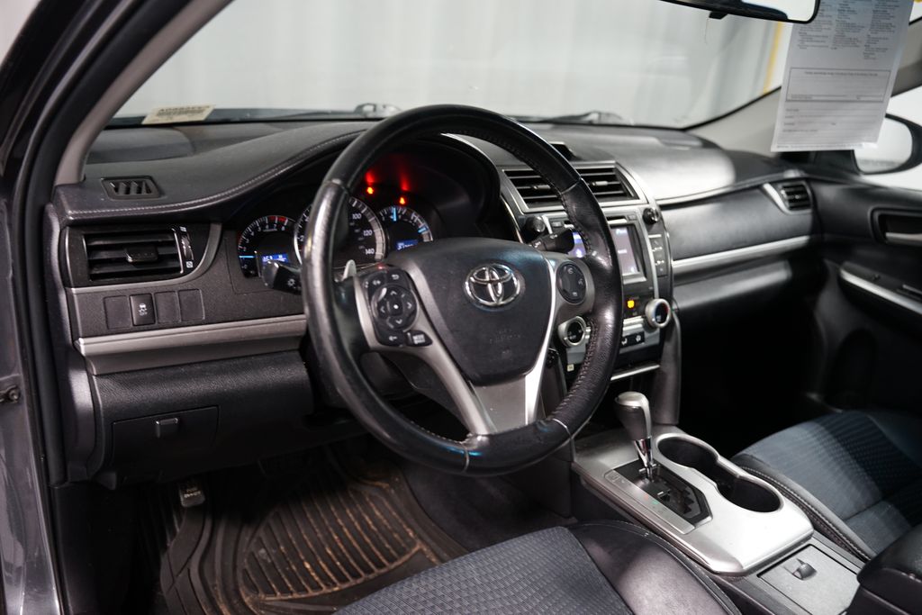 Thumbnail: 2014 Toyota Camry - 7