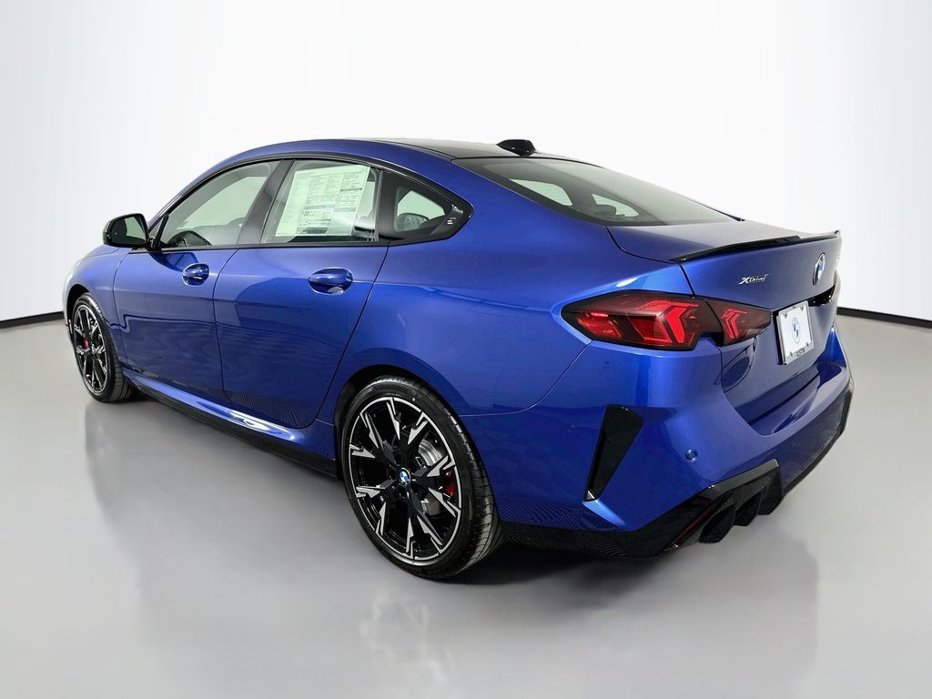 Thumbnail: 2026 BMW 2 Series - 7