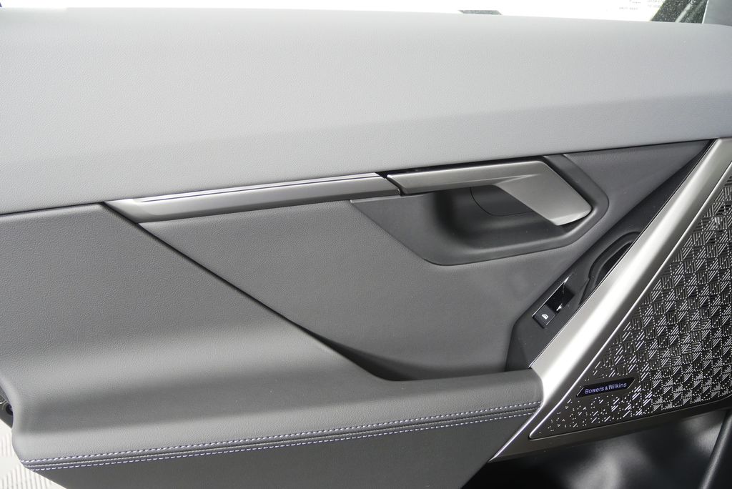Thumbnail: 2027 BMW 5 Series - 13