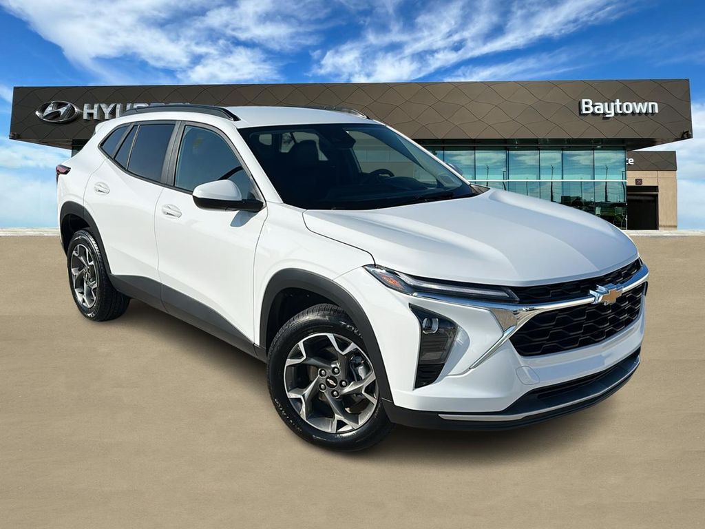 2025 Chevrolet Trax LT White at Classic Chevrolet Galveston
