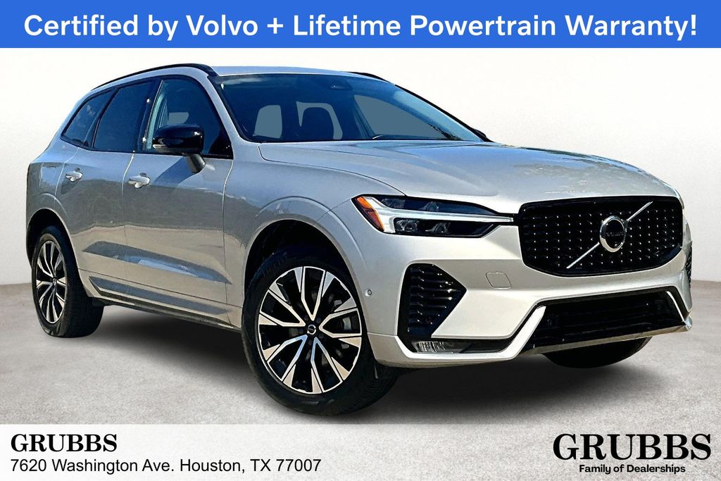 2025 Volvo XC60 B5 Plus Dark Theme AWD