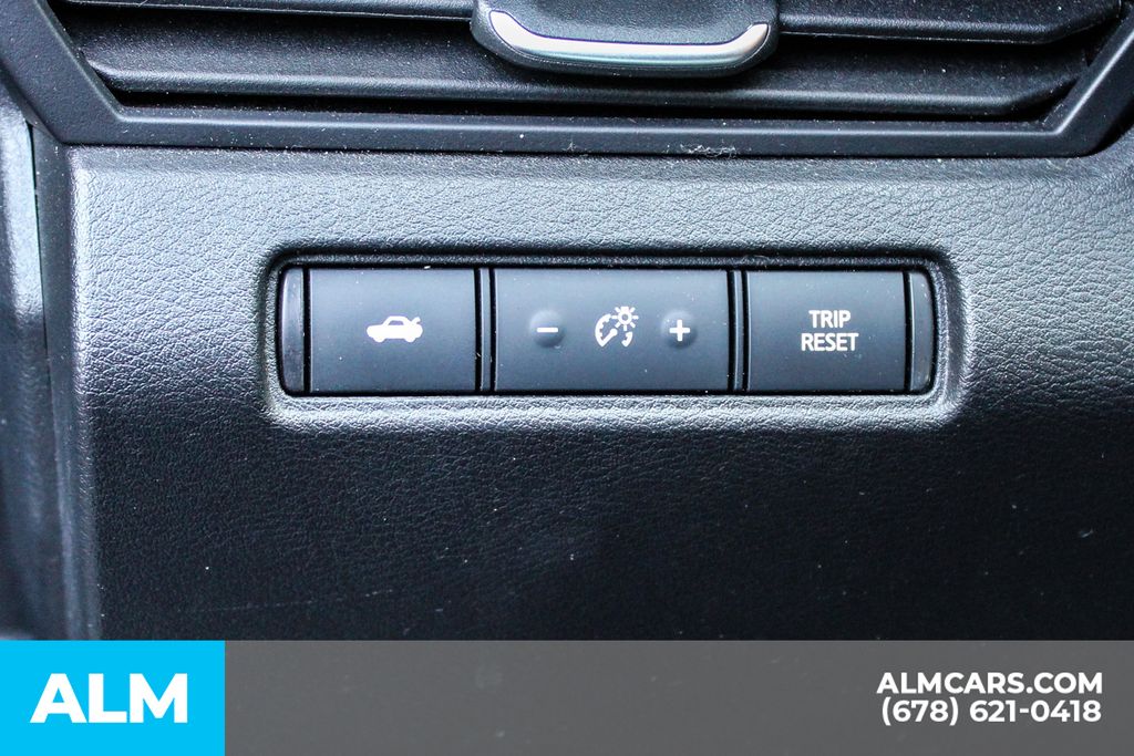 Used 2025 Gray Nissan 2.5 SV image 31