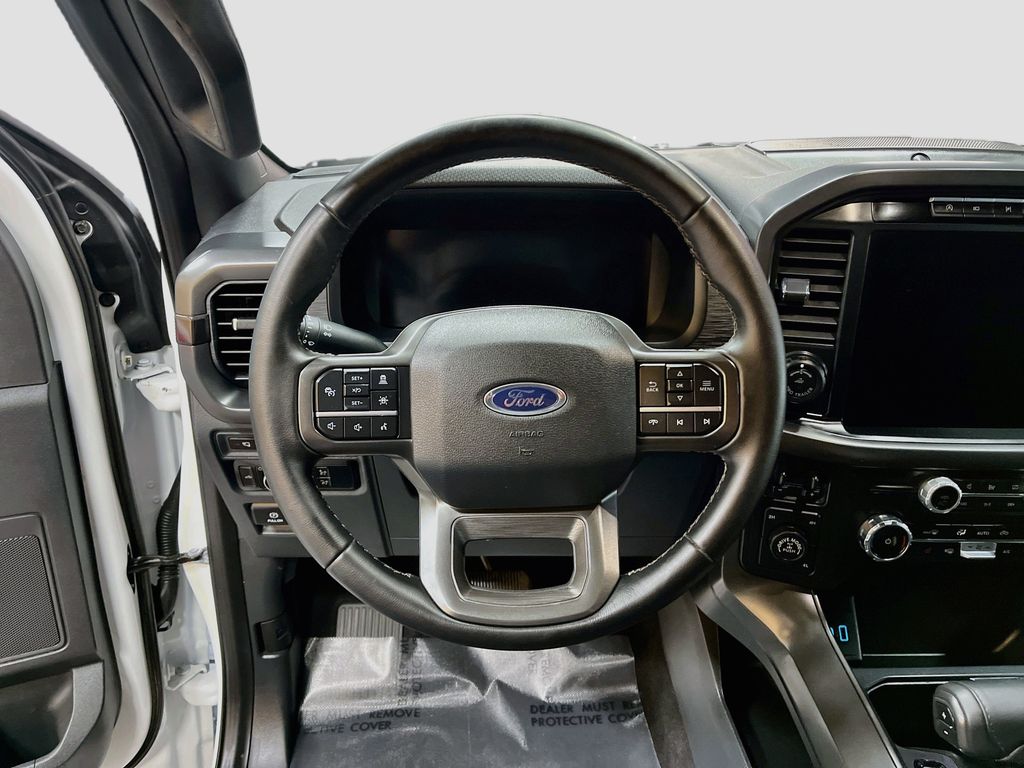 Used 2024 Oxford White Ford XLT image 11