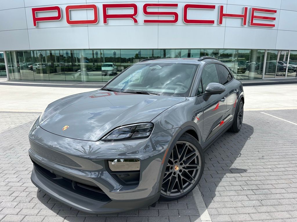 Thumbnail: 2025 Porsche Macan - 1