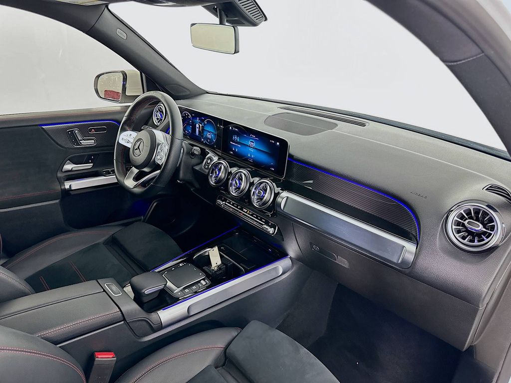 Thumbnail: 2021 Mercedes-Benz GLB - 29