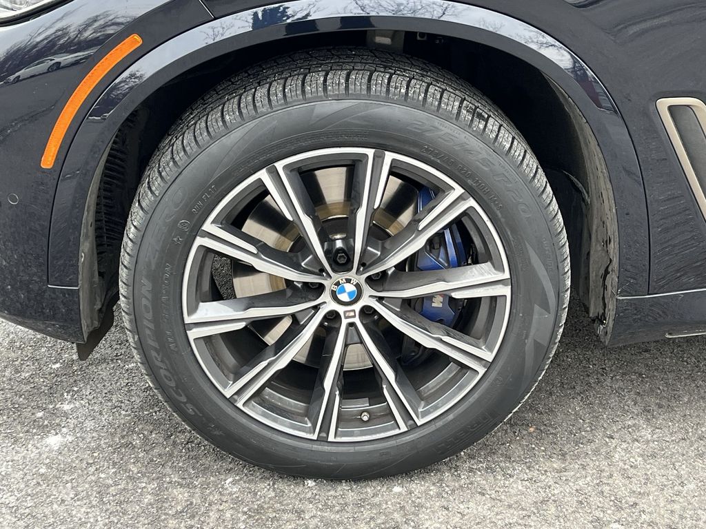 Thumbnail: 2023 BMW X5 - 10