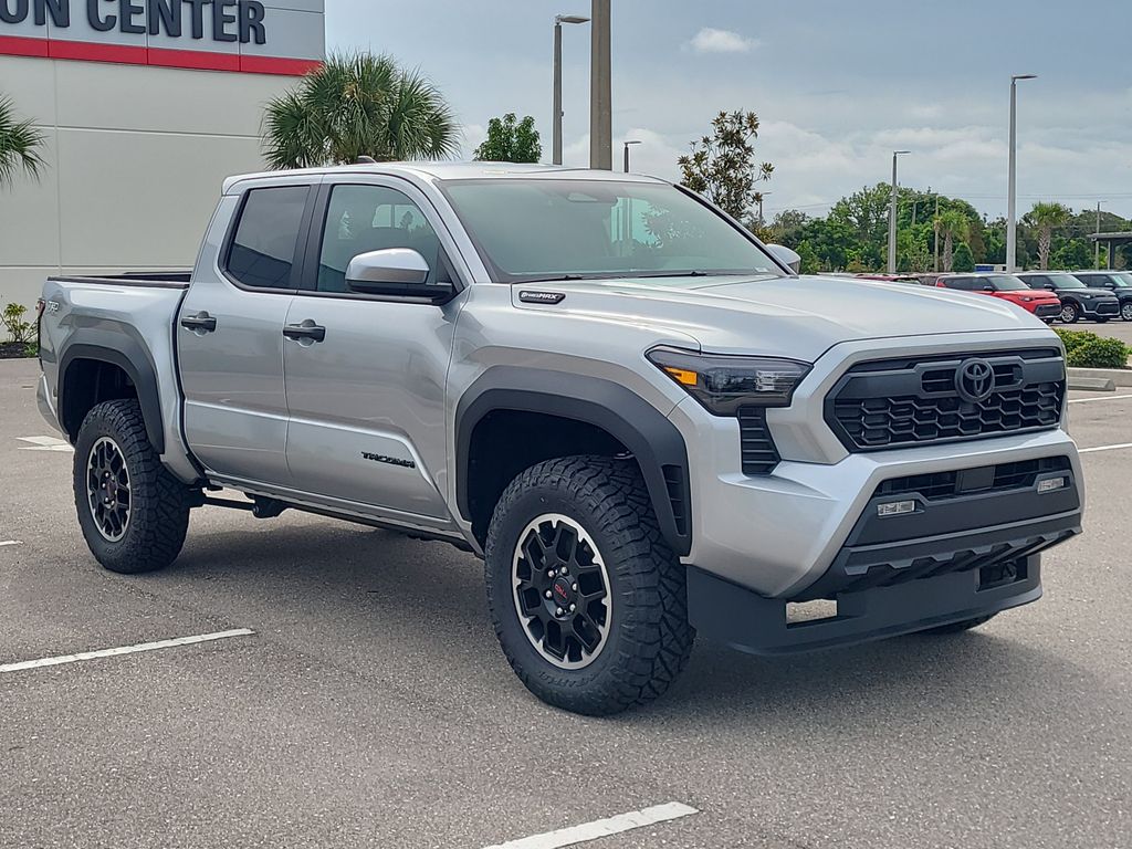 2025 Toyota Tacoma TRD Off-Road Double Cab photo 3