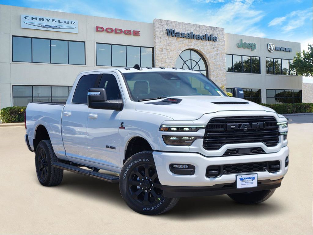 Bright White Clearcoat 2026 RAM 2500 Pickup Truck Four-Wheel Drive 8-Speed Automatic