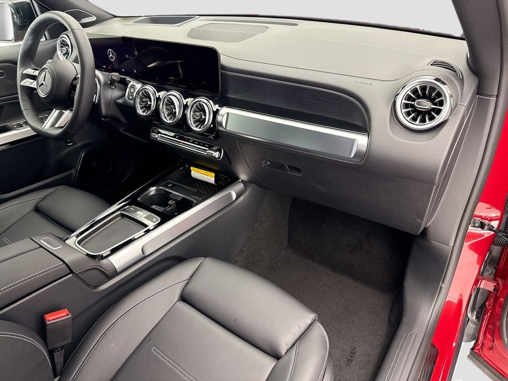 Thumbnail: 2026 Mercedes-Benz GLB - 15