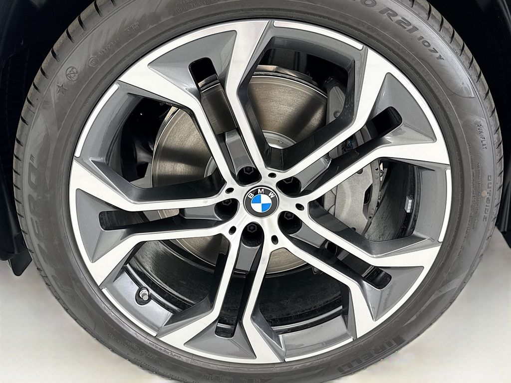Thumbnail: 2026 BMW X5 - 29