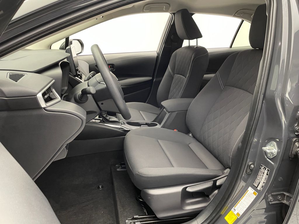 2025 Toyota Corolla LE 13