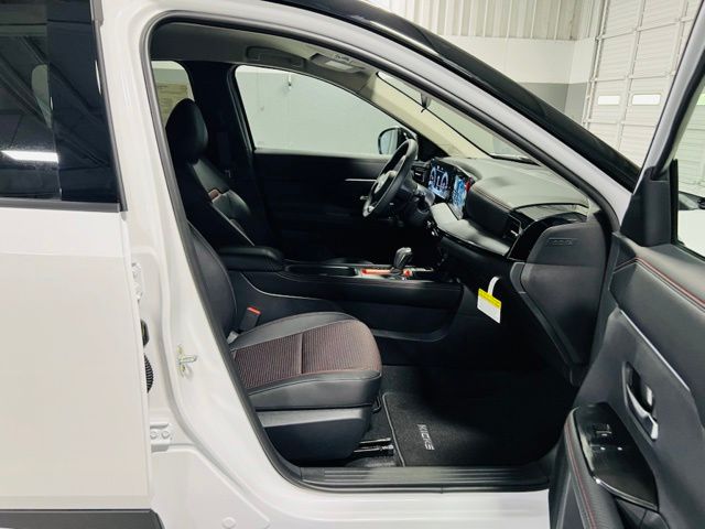 2026 Aspen White/Super Black Nissan Kicks SR FWD SUV