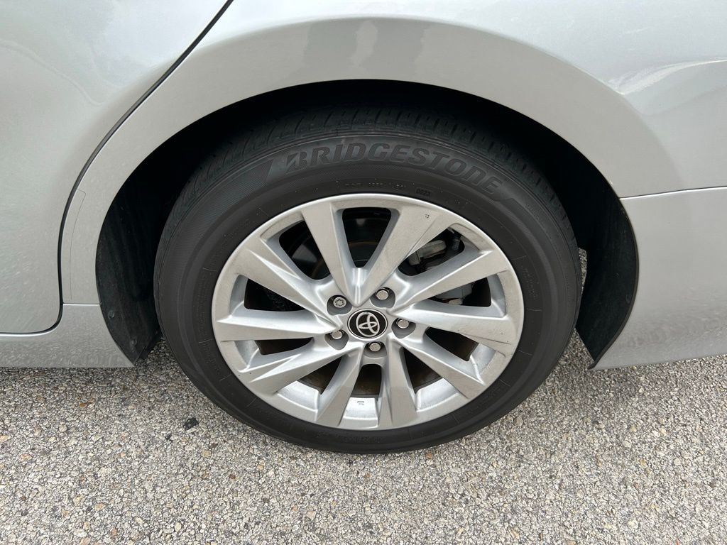 2023 Toyota Camry LE 9
