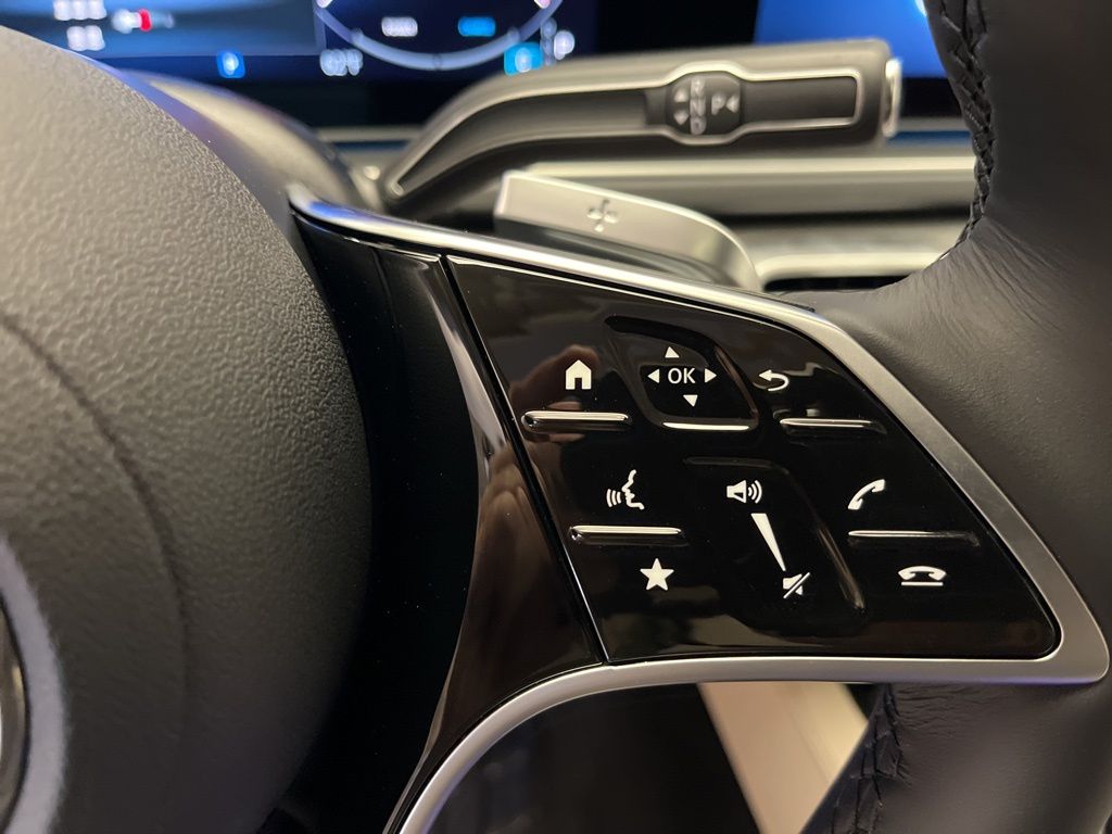 Thumbnail: 2026 Mercedes-Benz GLS - 15