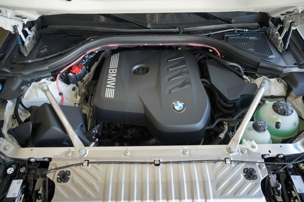 Thumbnail: 2026 BMW X3 - 21