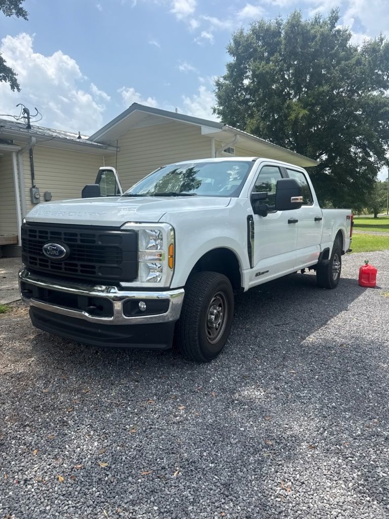 2024 Ford F-350 Super Duty XL Crew Cab 4WD