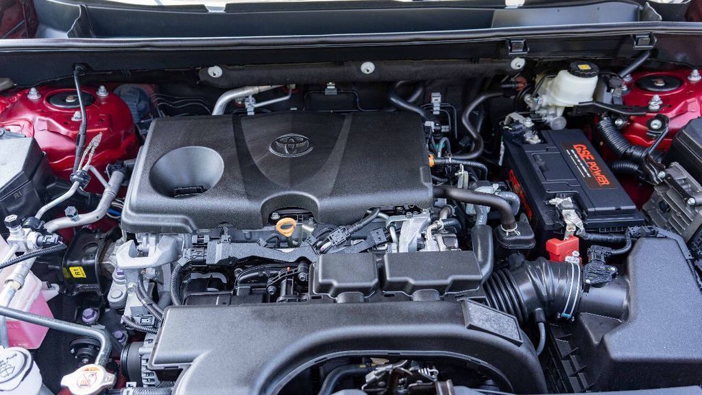 Used 2020 Toyota RAV4 XLE Premium 4D Sport Utility