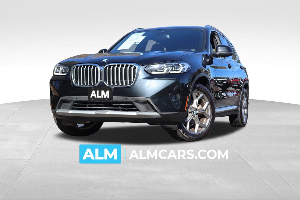 2022 BMW X3 30i's photo