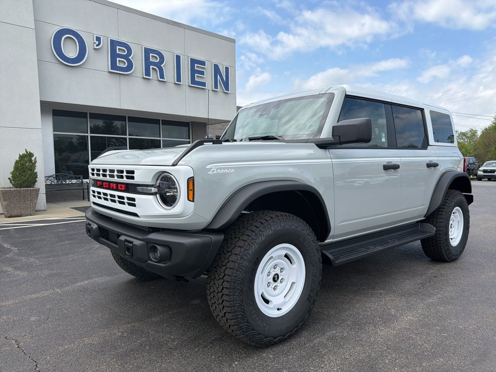Avalanche 2026 Ford Bronco Heritage Edition 4-Door 4WD SUV / Crossover Four-Wheel Drive Automatic