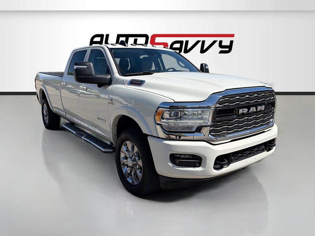 2023 RAM 3500 Limited 4X4 Crew Cab LWB's photo