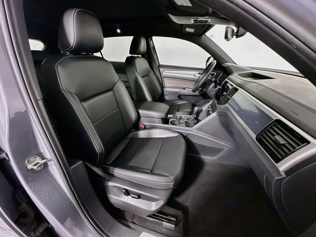 Thumbnail: 2023 Volkswagen Atlas - 28