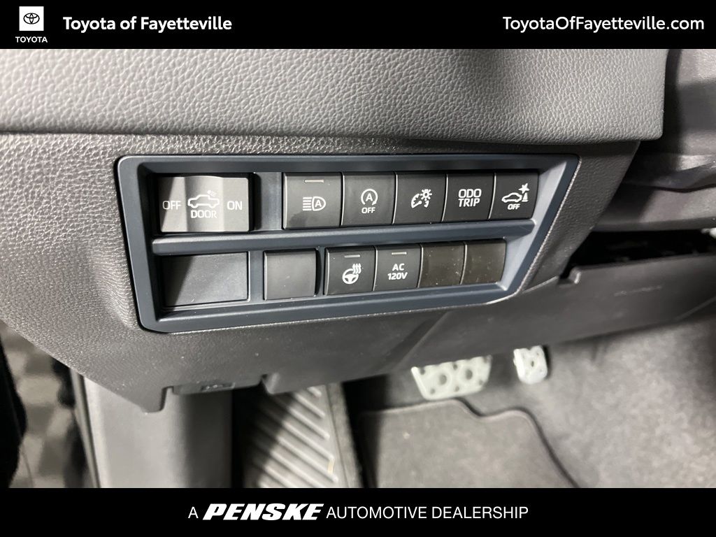 2025 Toyota Tundra Limited 30