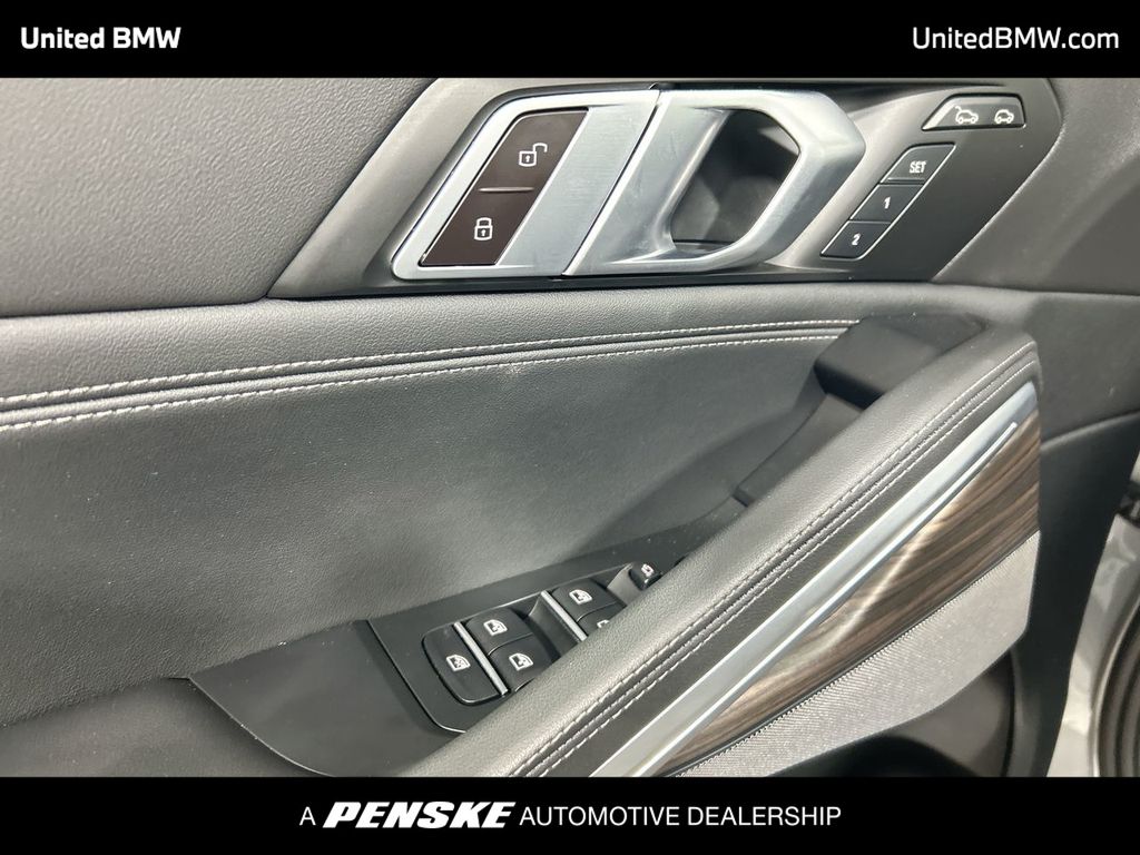 Thumbnail: 2024 BMW X6 - 11