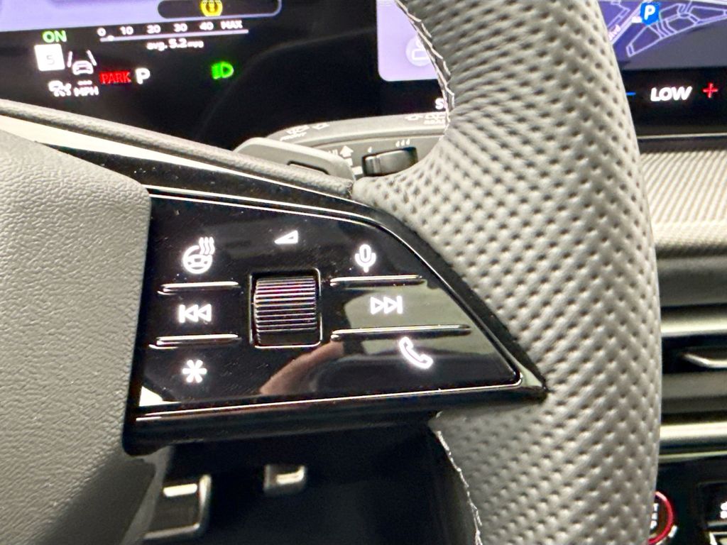Thumbnail: 2026 Audi SQ5 - 12