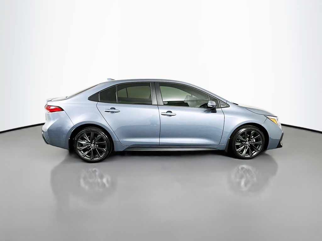 Thumbnail: 2024 Toyota Corolla - 4