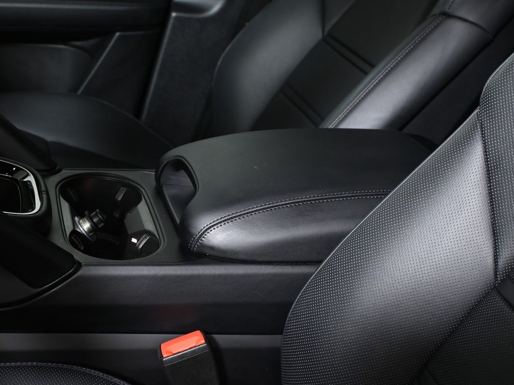 Thumbnail: 2025 Porsche Cayenne - 26