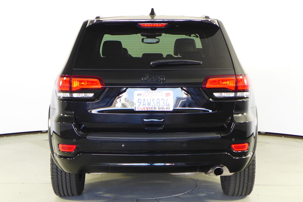 Thumbnail: 2022 Jeep Grand Cherokee - 7