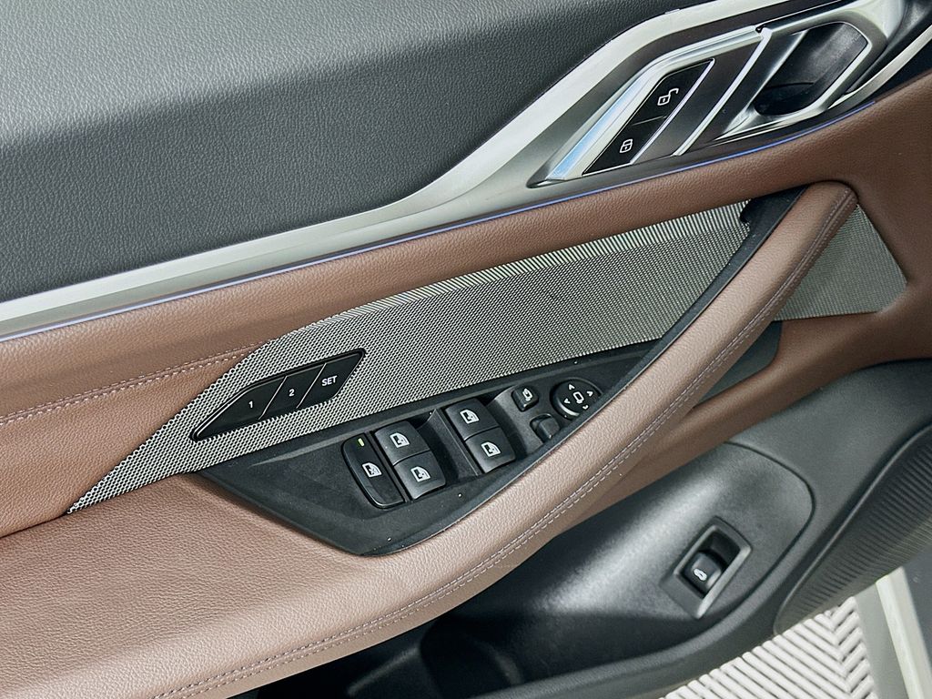 Thumbnail: 2023 BMW i4 - 18