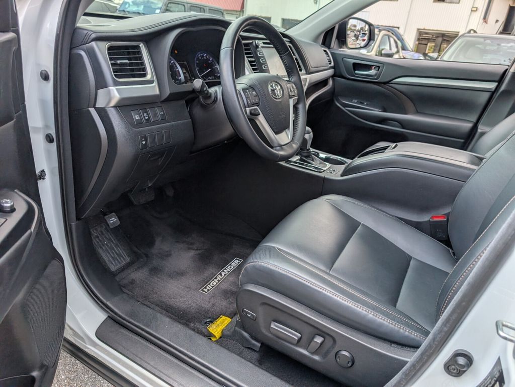 used 2018 Toyota Highlander car, priced at $25,988