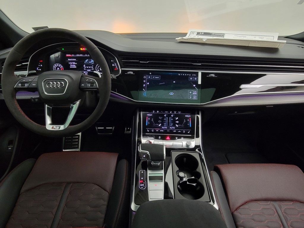 Thumbnail: 2026 Audi RS Q8 - 21