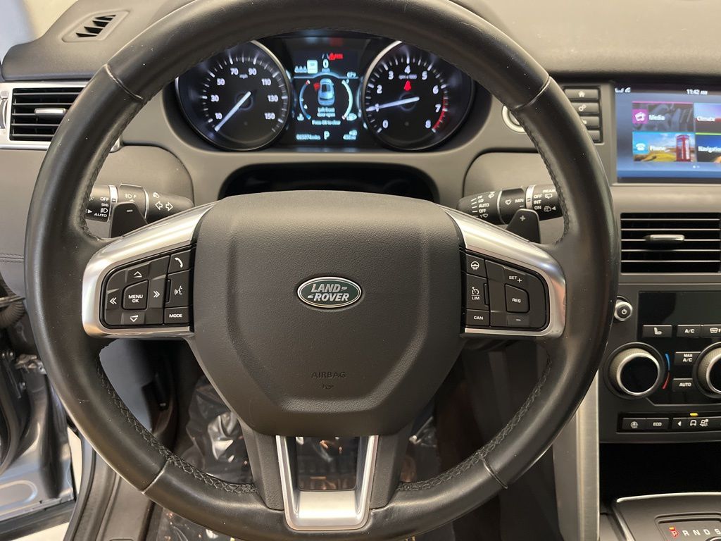 Thumbnail: 2019 Land Rover Discovery Sport - 13