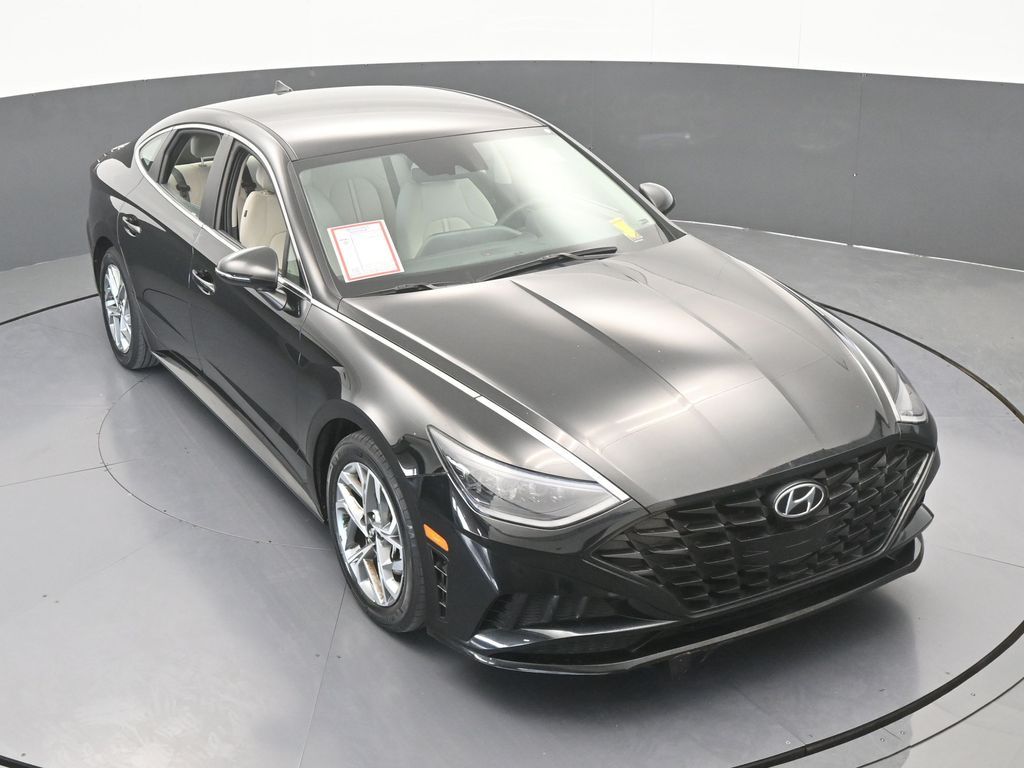 Used 2023 Onyx Black Hyundai SEL image 18