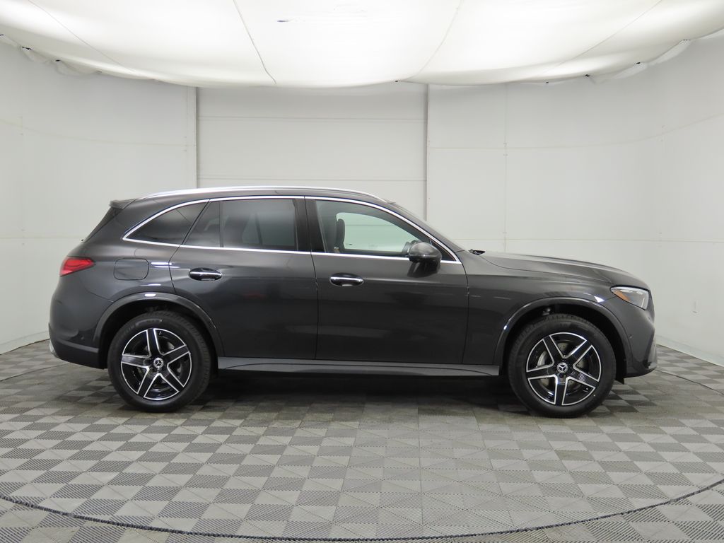 Thumbnail: 2026 Mercedes-Benz GLC - 4