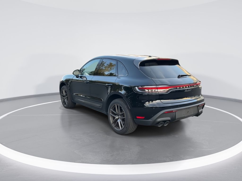 Thumbnail: 2024 Porsche Macan - 6