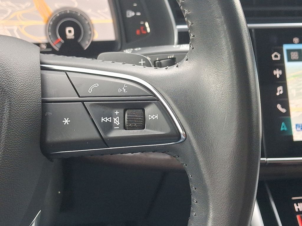 Thumbnail: 2020 Audi Q8 - 23