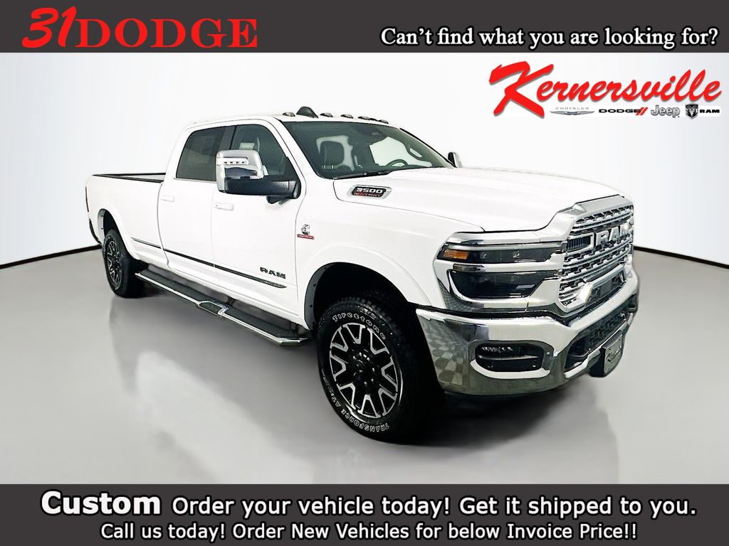 Bright White Clearcoat 2026 RAM 3500 Pickup Truck Four-Wheel Drive Automatic